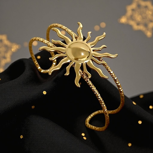 🆕 Boho Chic 18K Gold Plated Sunburst Open Cuff Bracelet Statement Jewelry - Picture 1 of 10